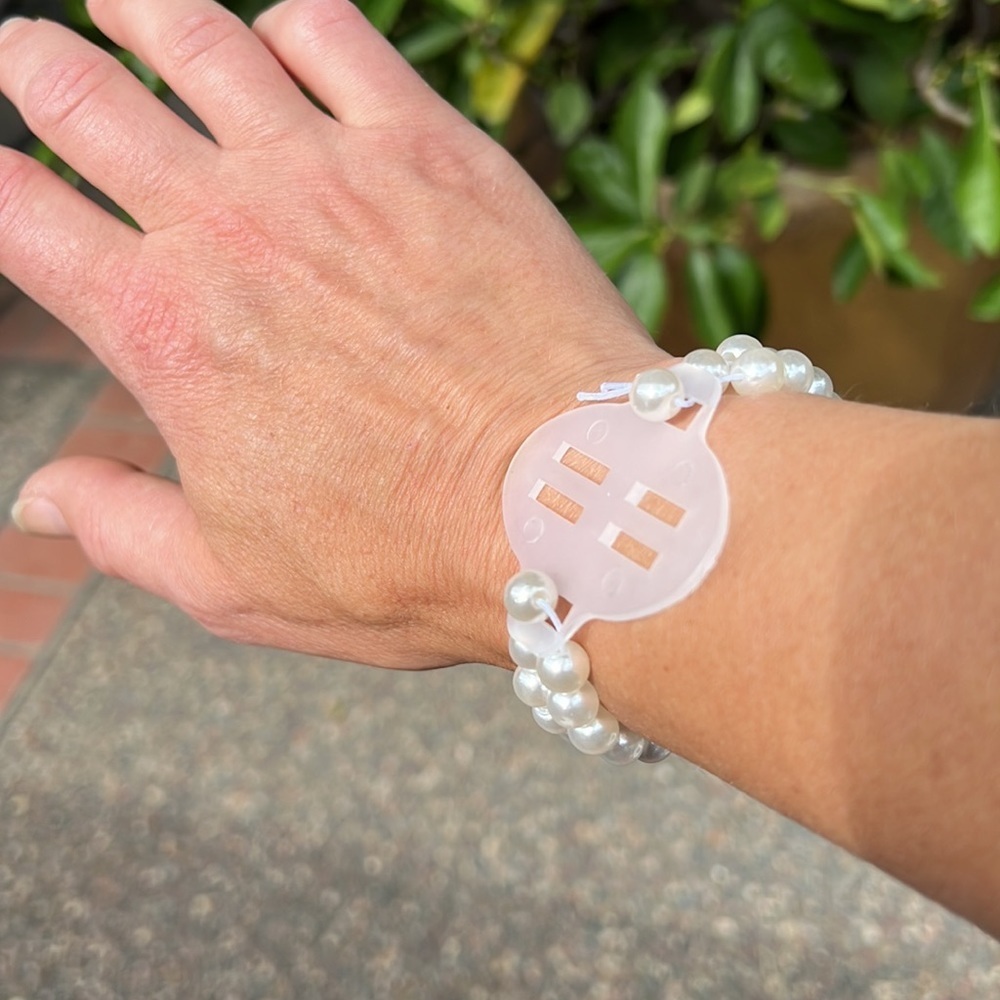 Set of 10 Wrist Corsage Pearl Bracelet Bases - Picture 3 of 6
